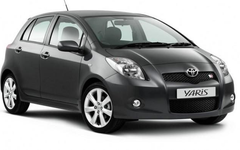 Yaris Compact